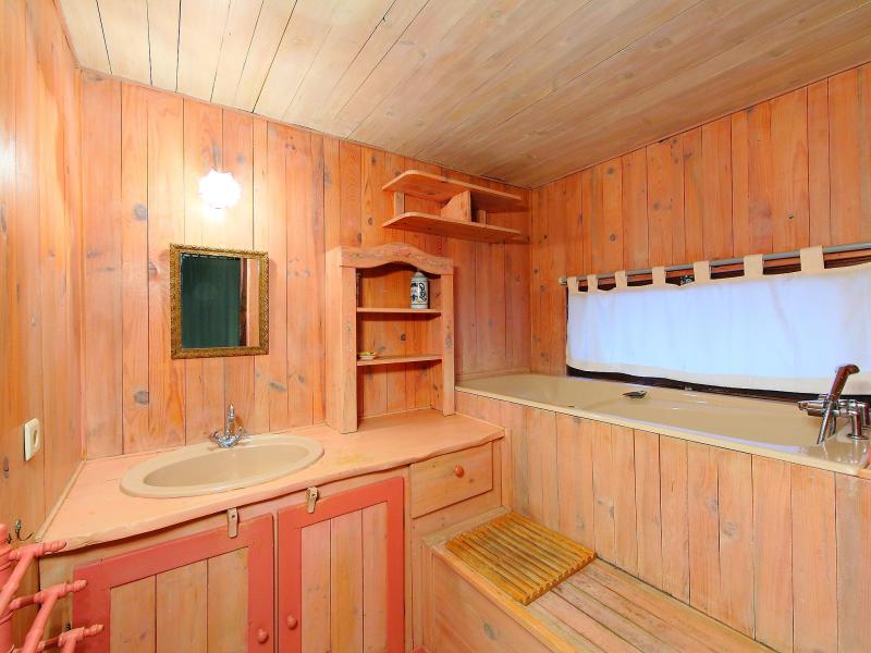Urlaub in den Bergen 6 Zimmer Chalet für 12 Personen (1) - L'Piri - Chamonix - Badewanne