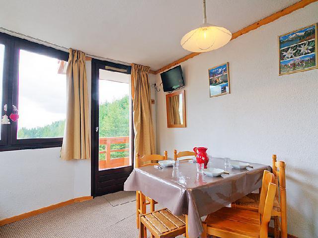 Holiday in mountain resort 1 room apartment 4 people (1) - La Boédette - Les Menuires - Accommodation