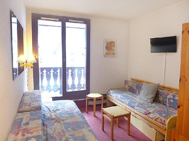 Holiday in mountain resort 1 room apartment 2 people (2) - La Forclaz - Chamonix - Living room