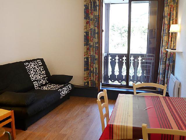 Holiday in mountain resort 1 room apartment 2 people (6) - La Forclaz - Chamonix - Living room