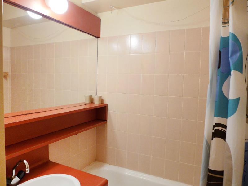 Vacanze in montagna Appartamento 1 stanze per 2 persone (2) - La Forclaz - Chamonix - Vasca da bagno