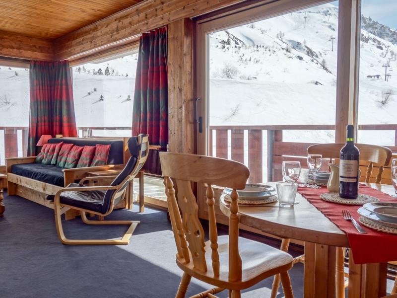 Holiday in mountain resort 2 room apartment 4 people (3) - La Grande Casse - Tignes - Living room