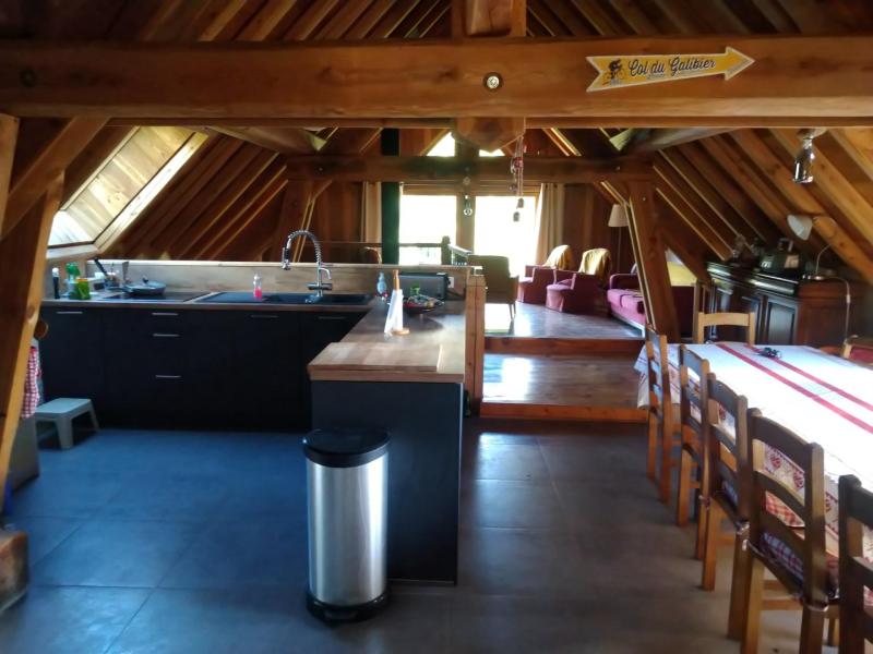 Holiday in mountain resort 5 room triplex chalet 12 people (225) - La Grange des Flocons - Valloire - Accommodation