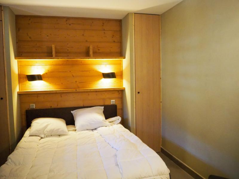 Holiday in mountain resort 2 room apartment cabin 6 people - La Résidence - Les 2 Alpes - Double bed