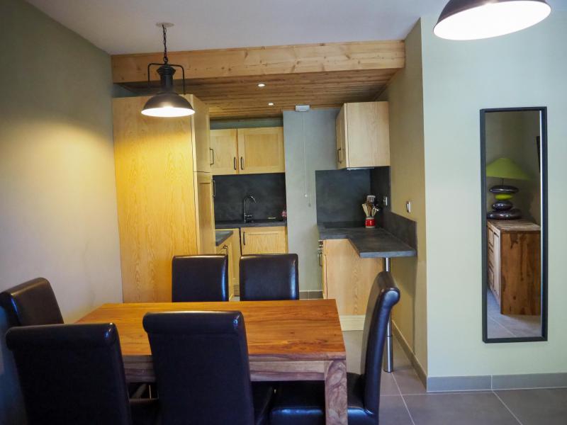 Holiday in mountain resort 2 room apartment cabin 6 people - La Résidence - Les 2 Alpes - Table