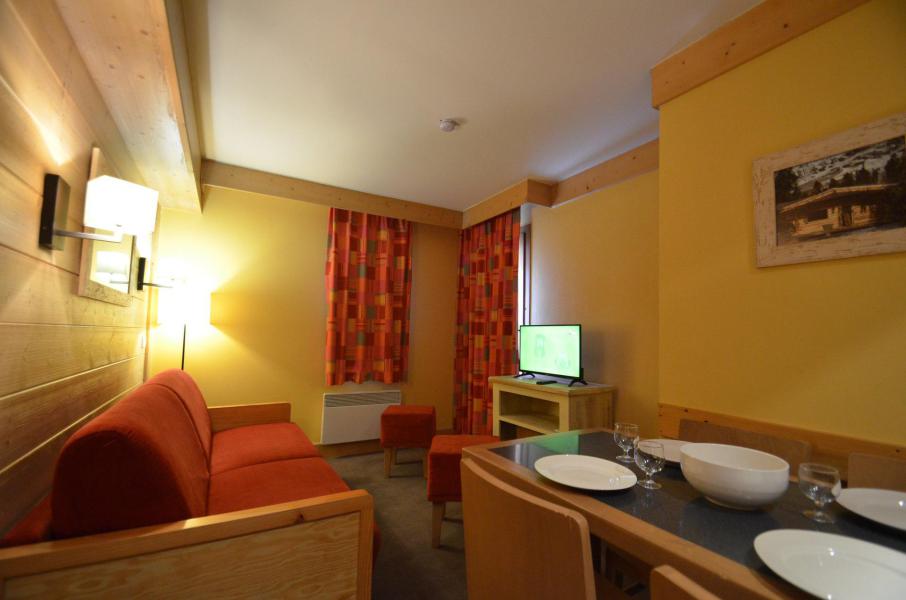Urlaub in den Bergen 2-Zimmer-Appartment für 4 Personen (104) - La Résidence Aconit - Les Menuires - Wohnzimmer