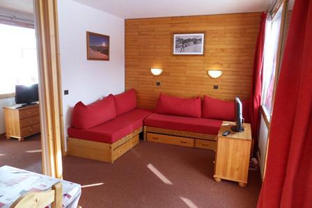 Holiday in mountain resort Studio 4 people (17) - La Résidence Aigue-Marine - La Plagne - Living room