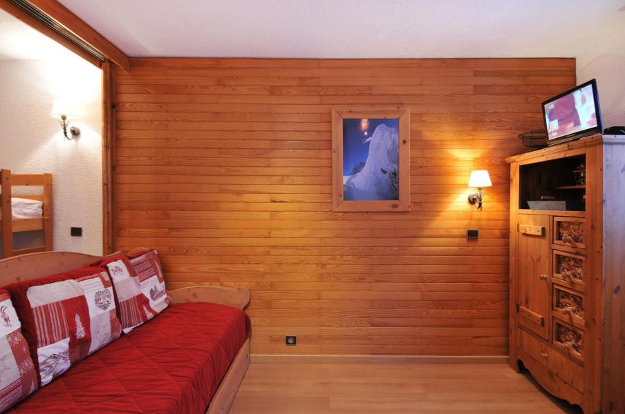 Holiday in mountain resort Studio 4 people - La Résidence Aigue-Marine - La Plagne - Bedroom