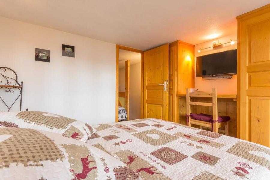 Holiday in mountain resort 2 room duplex apartment 6 people (305) - La Résidence Alliet - Les Arcs - Bedroom