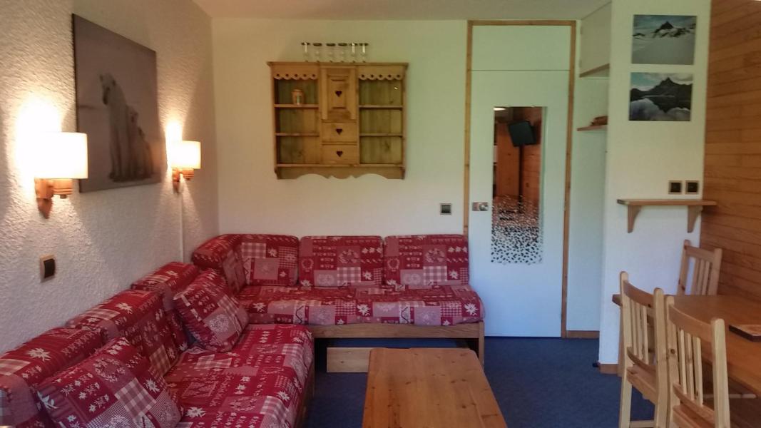 Holiday in mountain resort 2 room apartment 5 people (02) - La Résidence Améthyste - La Plagne - Living room