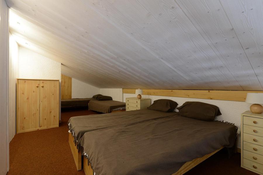 Vacaciones en montaña Estudio cabina mezzanine para 5 personas (84) - La Résidence Améthyste - La Plagne - Habitación abuhardillada