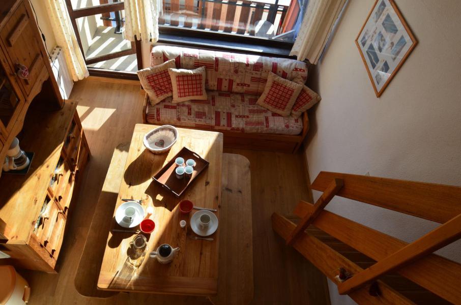 Holiday in mountain resort 2 room duplex apartment 4 people (C12) - La Résidence Asters - Les Menuires - Living room