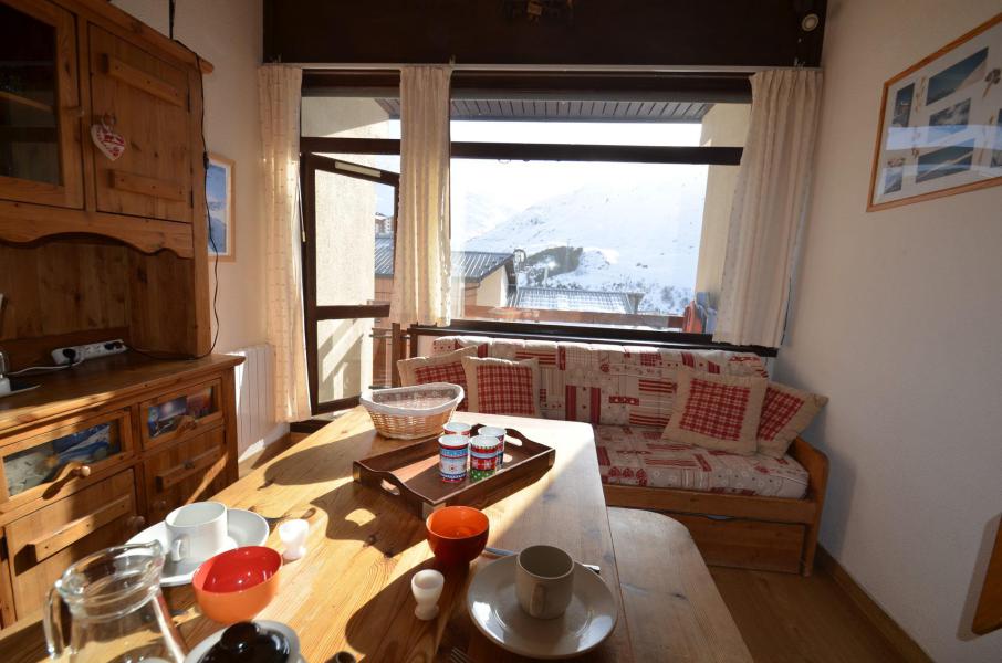 Urlaub in den Bergen 2 Zimmer Maisonettewohnung für 4 Personen (C12) - La Résidence Asters - Les Menuires - Wohnzimmer