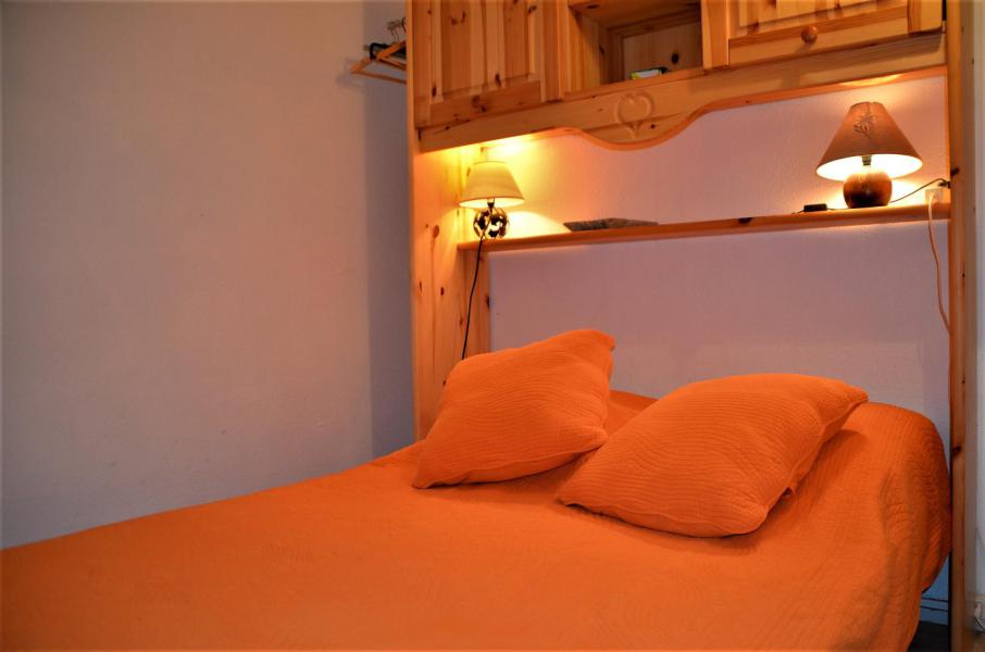 Vacanze in montagna Appartamento 3 stanze con mezzanino per 6 persone (B135) - La Résidence Asters - Les Menuires - 