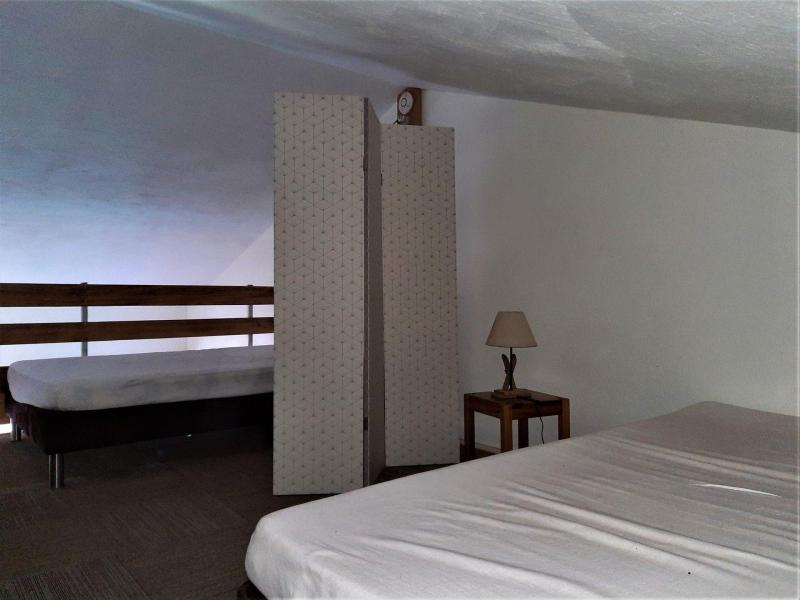 Vakantie in de bergen Appartement 2 kamers mezzanine 6 personen (A1301) - La Résidence Asters - Les Menuires - Kamer