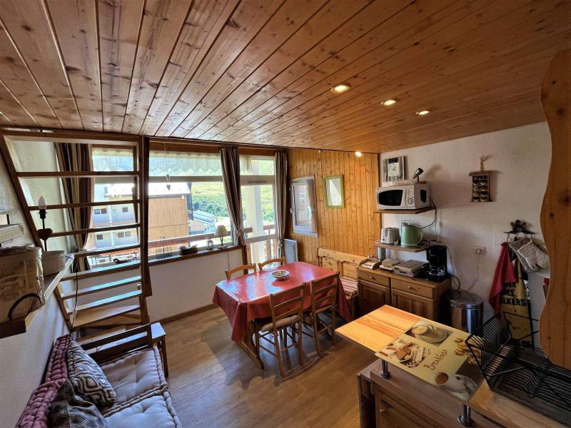 Vakantie in de bergen Appartement 3 kamers mezzanine 6 personen (B135) - La Résidence Asters - Les Menuires - Woonkamer