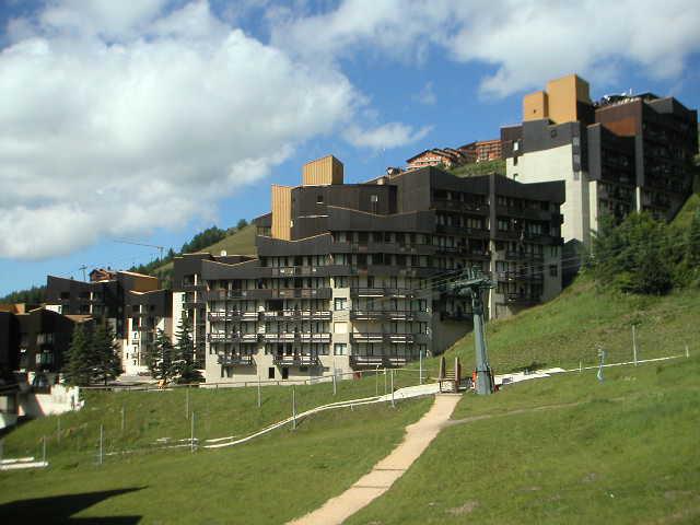 Vacanze in montagna La Résidence Boëdette - Les Menuires - Esteriore estate