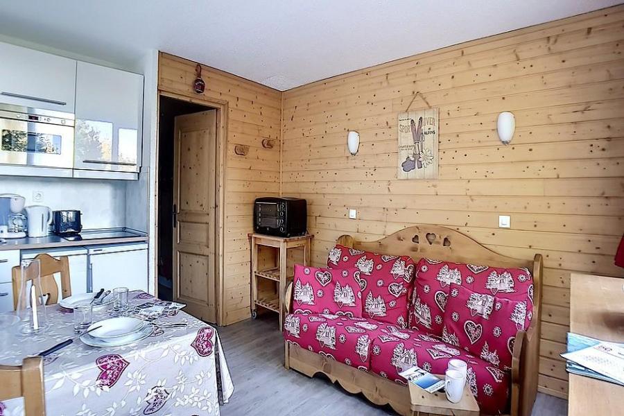 Holiday in mountain resort Studio sleeping corner 4 people (305) - La Résidence Boëdette - Les Menuires - Living room