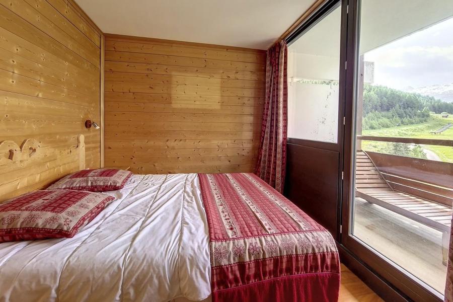 Urlaub in den Bergen 2-Zimmer-Holzhütte für 6 Personen (807) - La Résidence Burons - Les Menuires - Draußen im Sommer