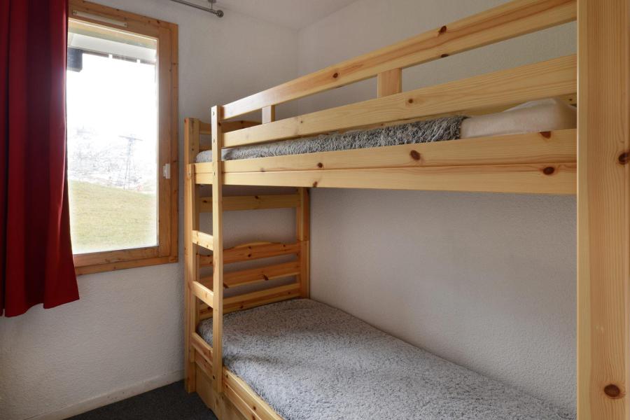 Holiday in mountain resort 3 room apartment 6 people (08) - La Résidence Callisto - La Plagne - Bunk beds
