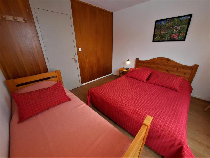 Urlaub in den Bergen 2-Zimmer-Appartment für 5 Personen (1013) - La Résidence Caron - Les Menuires - Schlafzimmer