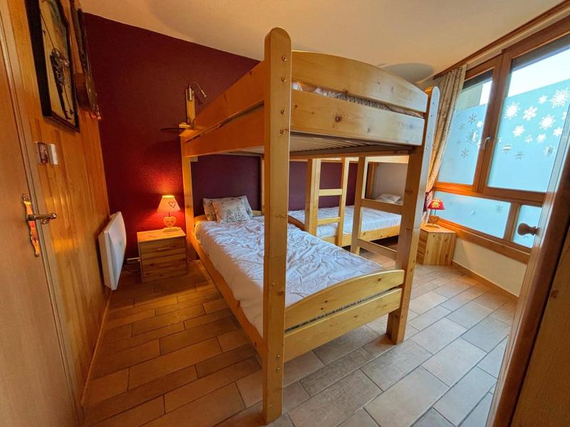 Vakantie in de bergen Appartement 2 kamers 5 personen (413) - La Résidence Caron - Les Menuires - Kamer