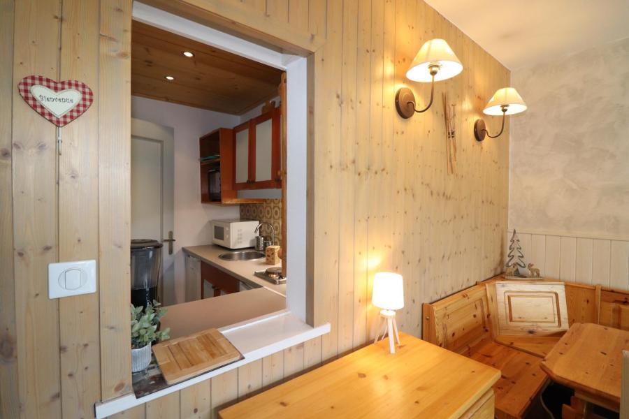 Urlaub in den Bergen 2-Zimmer-Appartment für 5 Personen (11) - La Résidence Chalet de la Tour - Tignes - Wohnzimmer