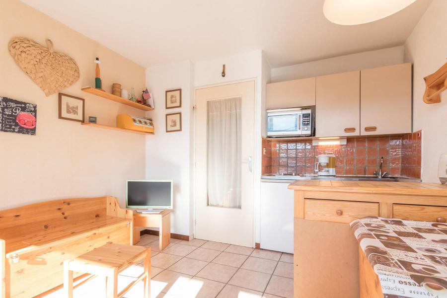 Vacaciones en montaña Apartamento cabina 2 piezas para 6 personas (VES104) - La Résidence Ferme d'Augustin - Montgenèvre - Estancia