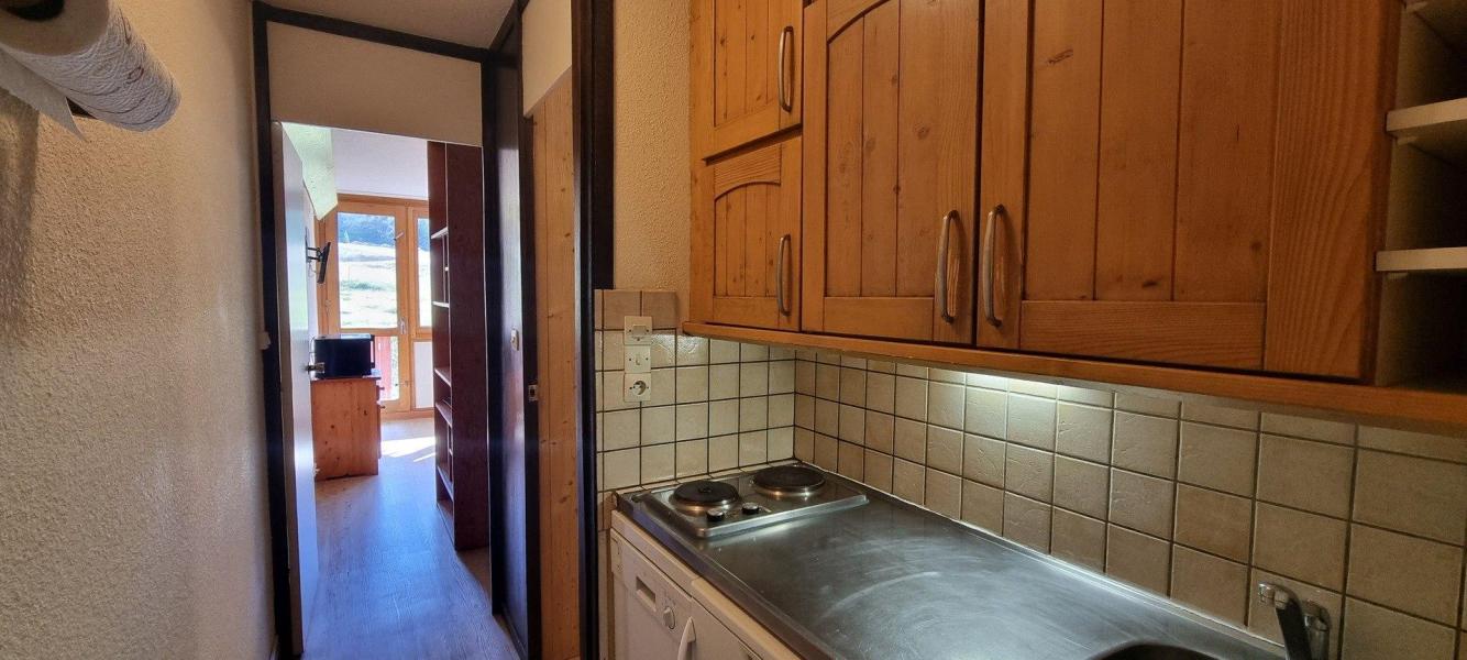 Holiday in mountain resort Studio 4 people (423) - La Résidence France - La Plagne - Kitchenette