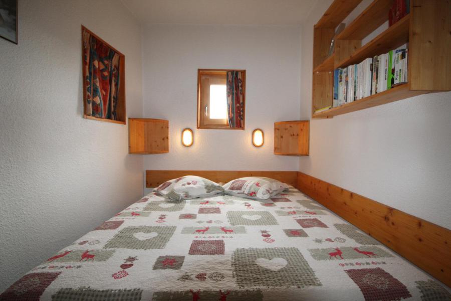 Holiday in mountain resort 2 room apartment sleeping corner 6 people (201) - La Résidence l'Armoise - Les Arcs - Bedroom