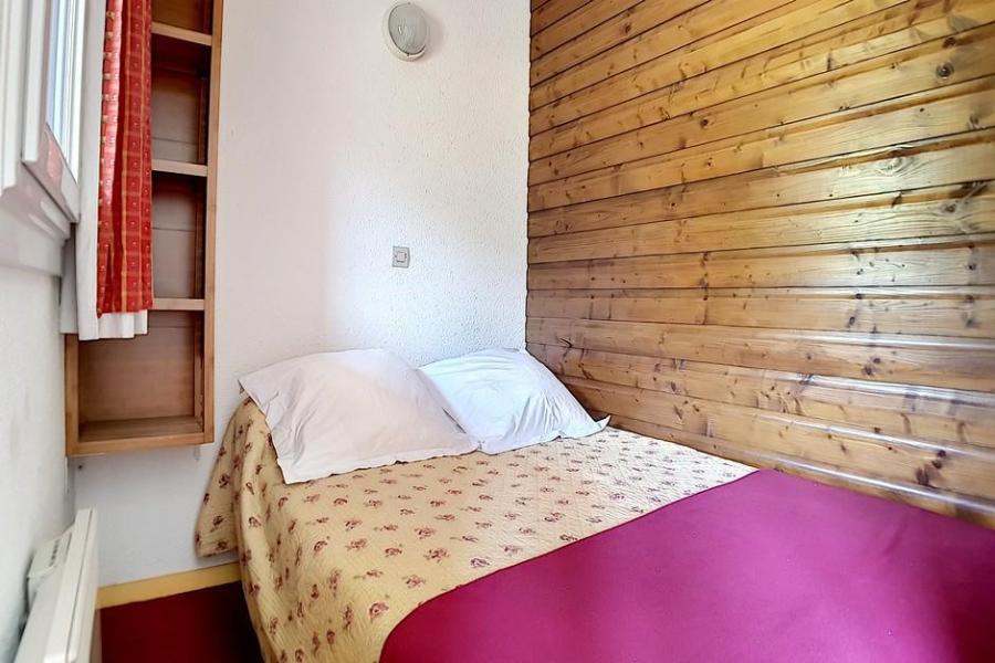 Holiday in mountain resort 2 room apartment 5 people (009) - La Résidence l'Orée des Pistes - Les Menuires - Bedroom