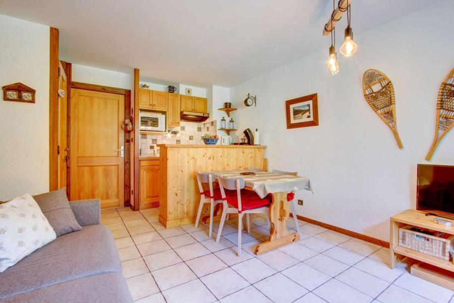 Urlaub in den Bergen 3-Zimmer-Appartment für 6 Personen (4) - La Résidence la Corniche - Morzine - Wohnzimmer