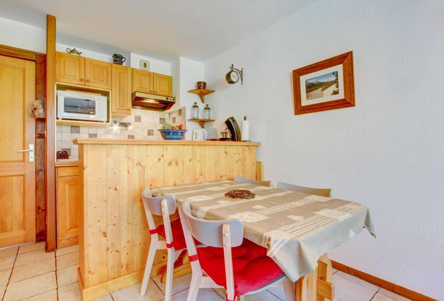 Urlaub in den Bergen 3-Zimmer-Appartment für 6 Personen (4) - La Résidence la Corniche - Morzine - Wohnzimmer