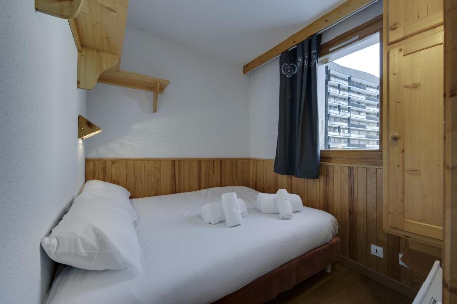 Holiday in mountain resort 2 room apartment 4 people (10) - La Résidence la Divaria - Tignes - Bedroom