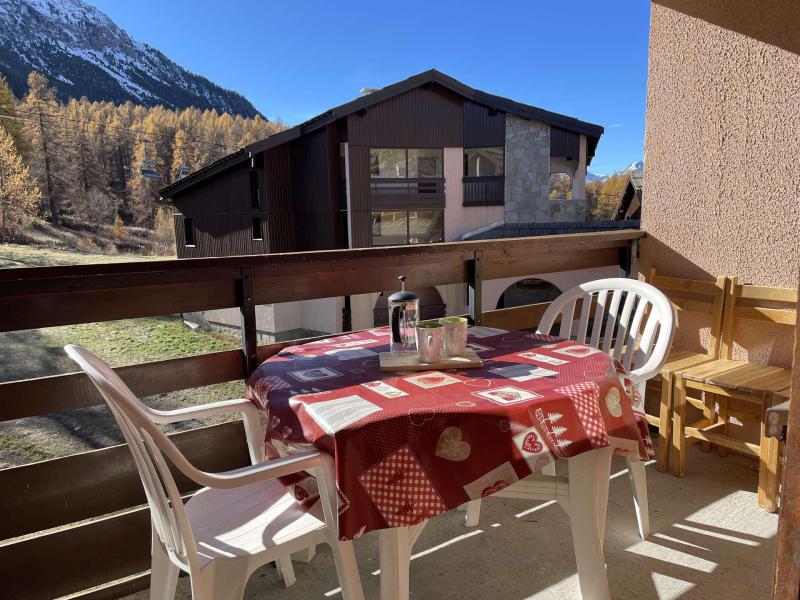 Vacaciones en montaña Apartamento 2 piezas rincón montaña duplex 6 personas (110-D18) - La Résidence la Ferme d'Augustin - Montgenèvre - Balcón