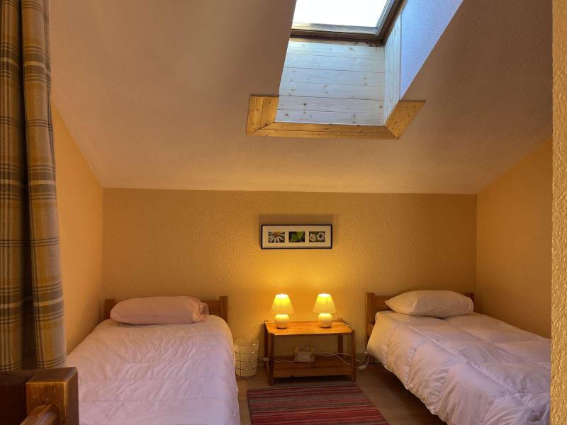 Urlaub in den Bergen Duplexwohnung 2 Zimmer Schlafnische 6 Personen (110-D18) - La Résidence la Ferme d'Augustin - Montgenèvre - Offener Schlafbereich