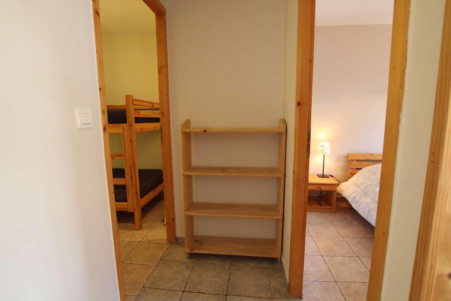 Holiday in mountain resort 3 room apartment 6 people (045) - La Résidence la Tourmente - Montgenèvre - Corridor