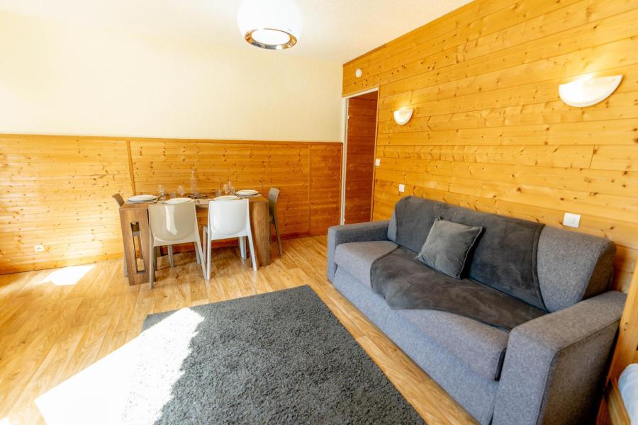 Holiday in mountain resort Studio sleeping corner 4 people (407) - La Résidence le 1650 - Les Orres - Living room