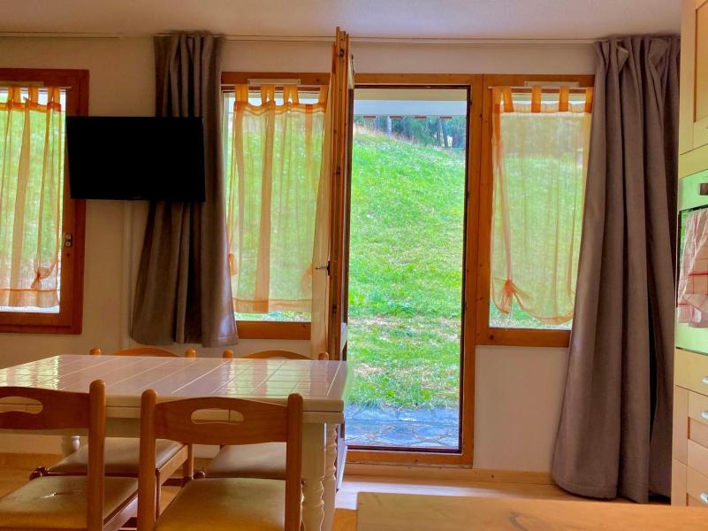 Vakantie in de bergen Studio cabine 4 personen (115) - La Résidence le 3ème Dé - Montchavin La Plagne - Woonkamer