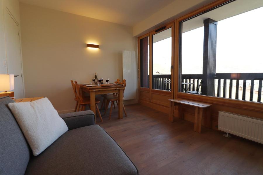 Urlaub in den Bergen 2-Zimmer-Holzhütte für 4 Personen (921) - La Résidence le Bec Rouge - Tignes - Wohnzimmer