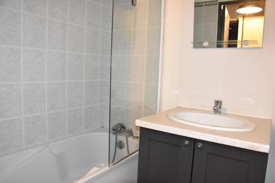 Holiday in mountain resort 3 room apartment 4 people (24) - La Résidence le Blanchot - Pralognan-la-Vanoise - Bathroom