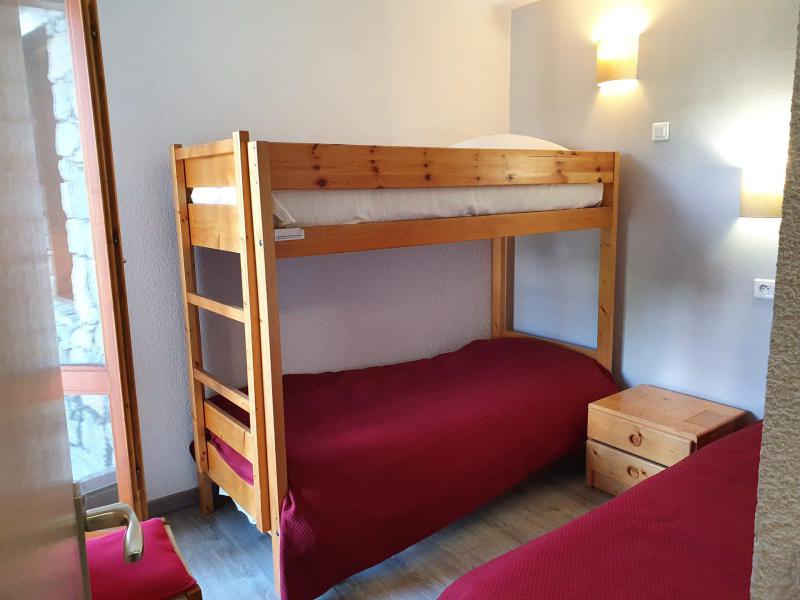 Holiday in mountain resort 2 room apartment 6 people (6) - La Résidence le Dé 2 - Montchavin La Plagne - Bedroom