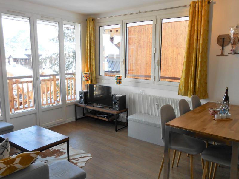 Holiday in mountain resort 3 room apartment 6 people - La Résidence le Rochail - Les 2 Alpes - Accommodation
