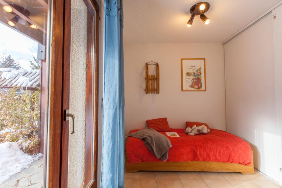 Vacanze in montagna Appartamento su 3 piani 5 stanze per 8 persone (01) - La Résidence le Rocher - Serre Chevalier - Camera