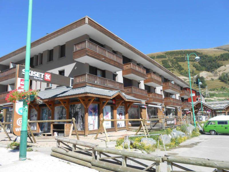 Rent in ski resort La Résidence le Soleil'Alp - Les 2 Alpes - Summer outside