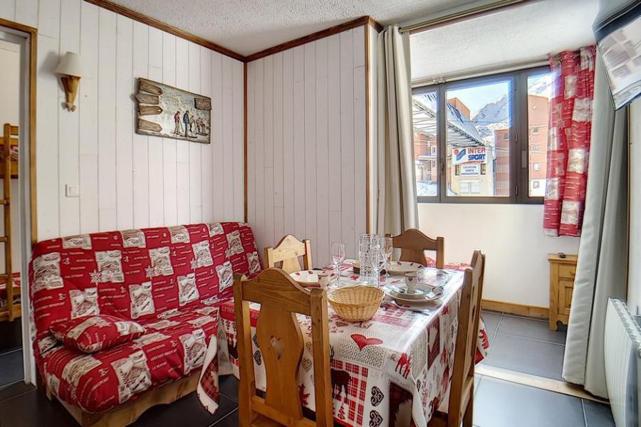 Holiday in mountain resort Studio cabin 4 people (203) - La Résidence le Sorbier - Les Menuires - Living room