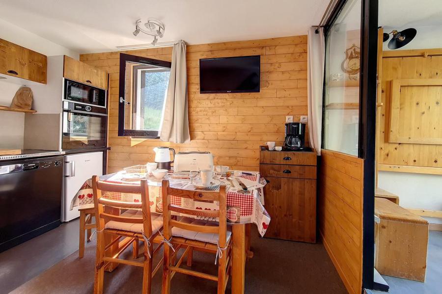 Vakantie in de bergen Studio cabine 4 personen (225) - La Résidence le Sorbier - Les Menuires - Woonkamer