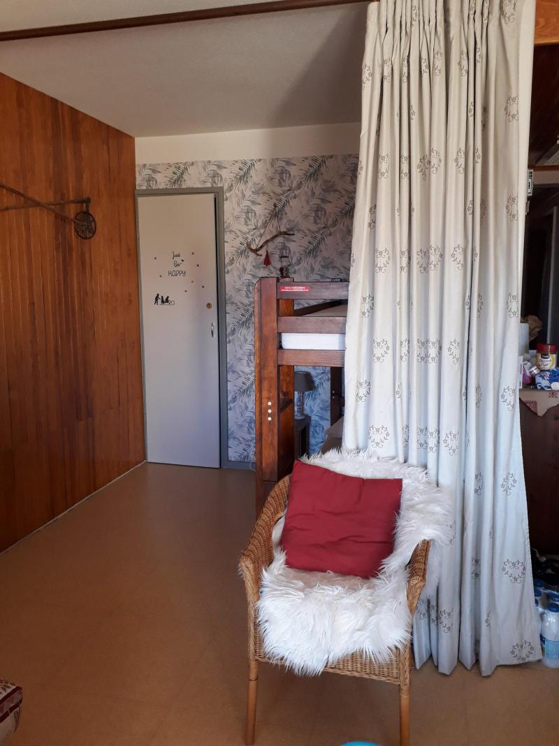 Vakantie in de bergen Appartement 2 kamers bergnis 6 personen (3/495) - La Résidence les Aiguilles - La Toussuire - Cabine