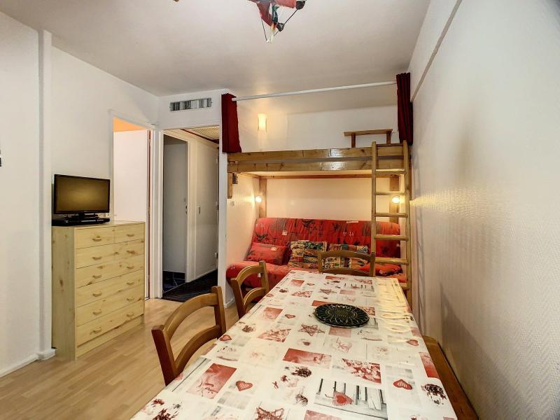 Vacances en montagne Appartement 2 pièces 4 personnes (1/91) - La Résidence les Aiguilles - La Toussuire - Table