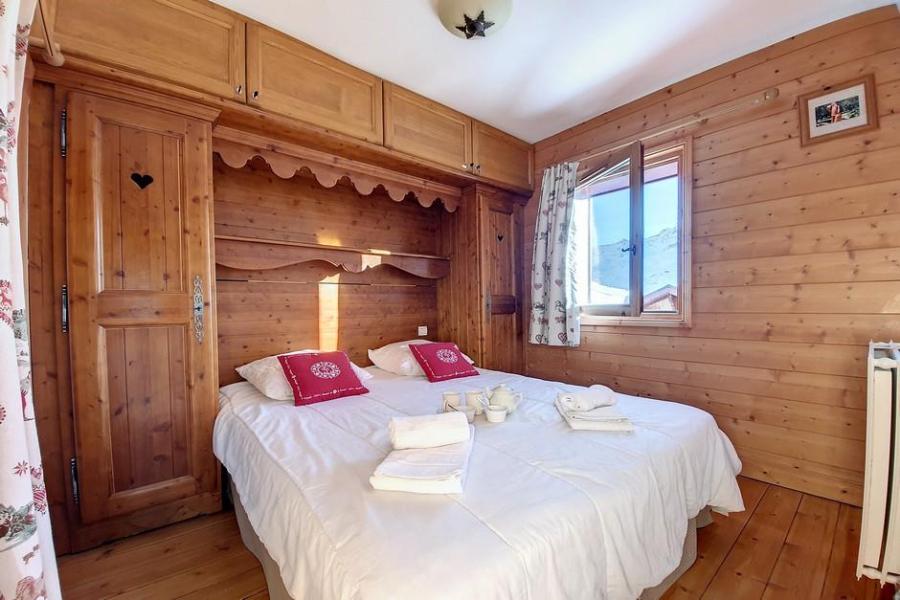 Holiday in mountain resort 3 room apartment 6 people (002D) - La Résidence les Alpages de Reberty - Les Menuires - Bedroom